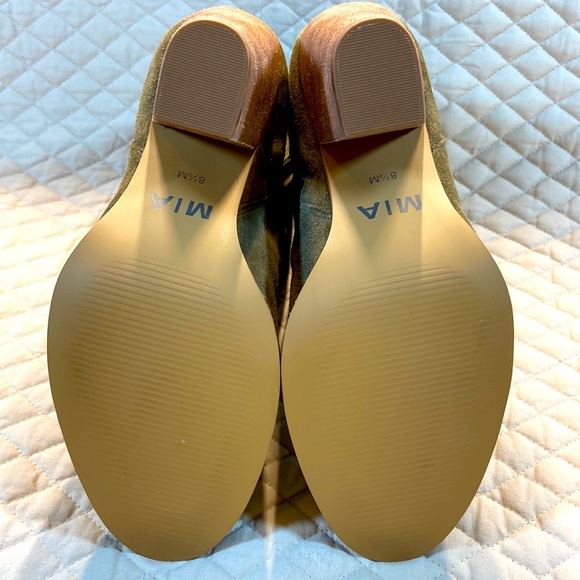 MIA Fontana Suede Lace Up Boots. New. Olive Green. Size 8.5. Side Zipper. - Picture 6 of 13